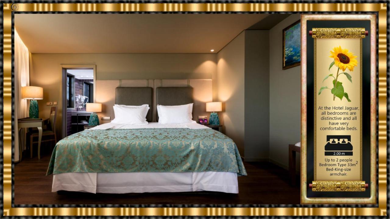 Hotel Jaguar - Airport To And Center And Vice-versa Is A Free And Continuous Shuttle Service From 7am To 8pm Porto